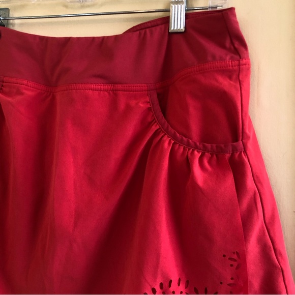 Athleta Laser Cut Tennis Skort Size Small - Picture 5 of 10